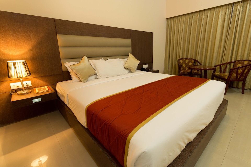 OYO 2936 Hotel Contour, Platan Bazar Guwahati, Guwahati